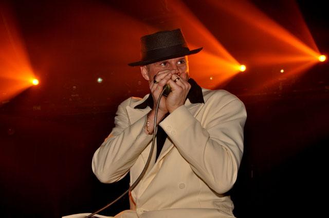min 2012 03 16 cabaret sauvage 349